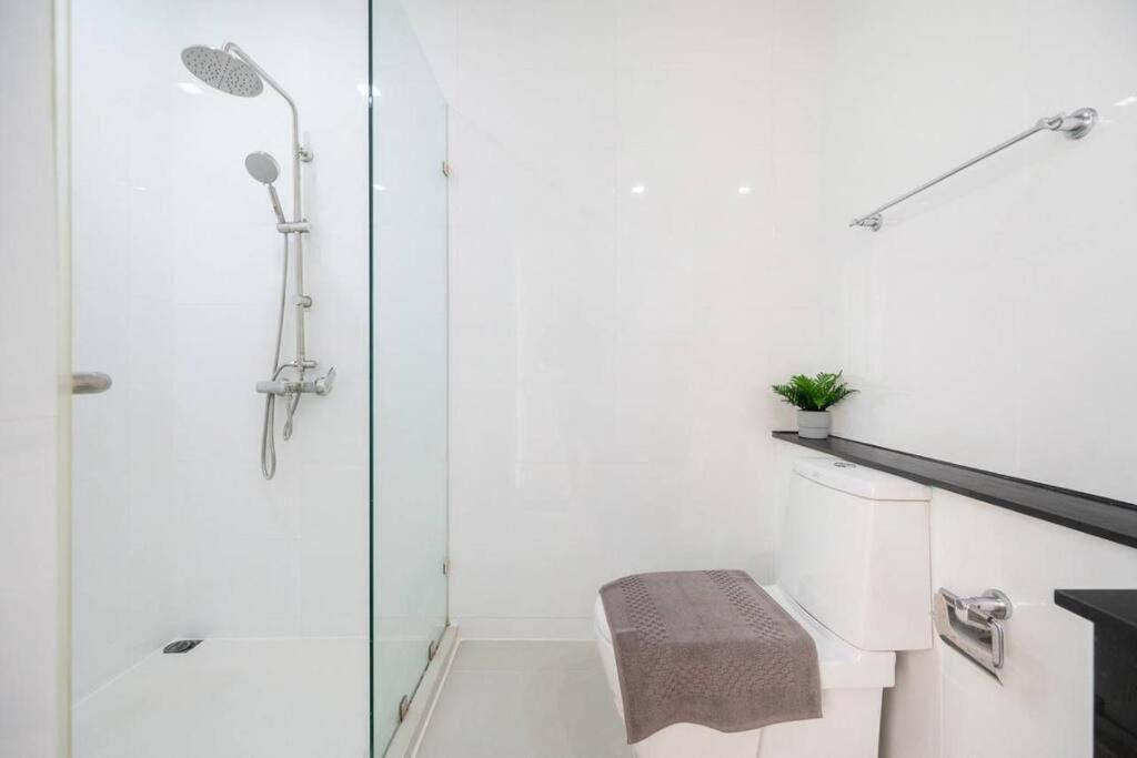 Bangkok Downtown2Min Walk Tobts Apartment Ban Khlong Samrong Exterior photo